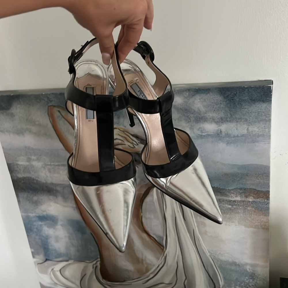 Prada heels 😍 black silver size 38.5